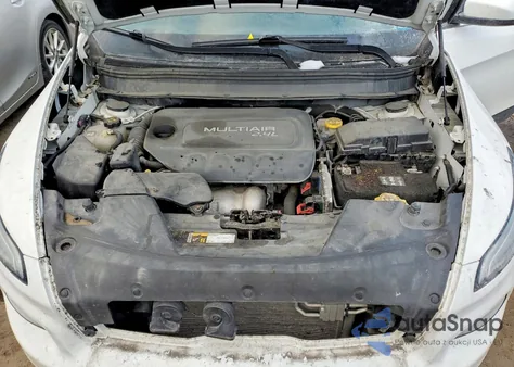 2018 Jeep Cherokee Limited z USA, uszkodzony, nr VIN 1C4PJMDB8JD619437